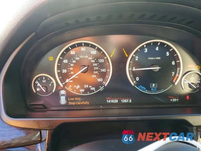 Zdjęcie 9 z 12 samochodu: 2016 BMW X5 XDR40E VIN:5UXKT0C52G0S77992 - miniatura