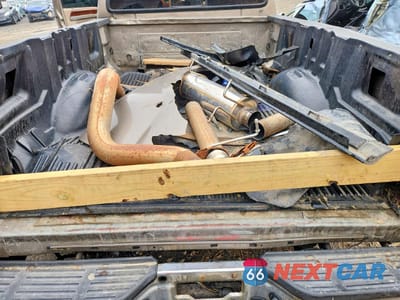 Zdjęcie 10 z 14 samochodu: 2002 FORD F350 SUPER DUTY VIN:1FTWW33F52ED47386 - miniatura