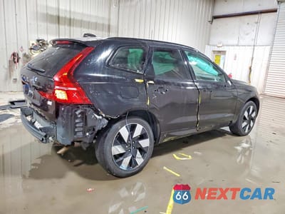 Trzecie zdjęcie samochodu z tyłu: 2024 VOLVO XC60 PLUS VIN:YV4H60DLXR1940090 - miniatura