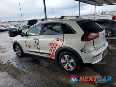 Drugie zdjęcie samochodu z przodu: 2019 KIA NIRO LX VIN:KNDCB3LC2K5284266 - miniatura
