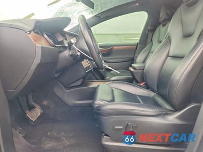 Zdjęcie 7 z 12 samochodu: 2021 TESLA MODEL X VIN:5YJXCBE25MF322121 - miniatura