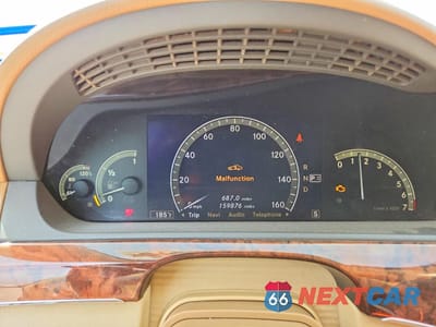 Zdjęcie 9 z 12 samochodu: 2007 MERCEDES-BENZ S 550 VIN:WDDNG71X57A140657 - miniatura