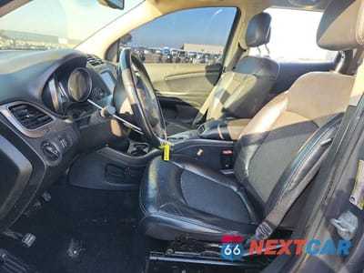 Zdjęcie 7 z 12 samochodu: 2015 DODGE JOURNEY CROSSROAD VIN:3C4PDCGB3FT697820 - miniatura