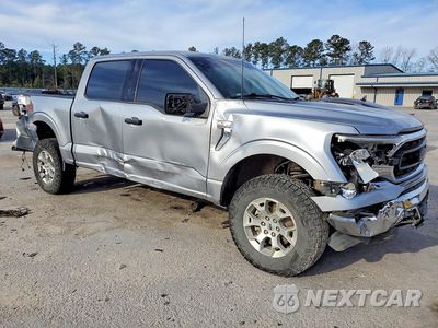 Czwarte zdjęcie samochodu z boku: 2022 FORD F150 SUPERCREW VIN:1FTFW1E54NKE48899 - miniatura