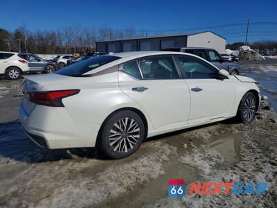 Trzecie zdjęcie samochodu z tyłu: 2023 NISSAN ALTIMA SV VIN:1N4BL4DV3PN374067 - miniatura
