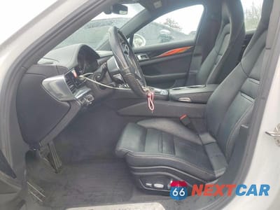 Zdjęcie 7 z 11 samochodu: 2020 PORSCHE PANAMERA BASE VIN:WP0AA2A77LL104271 - miniatura