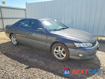 Czwarte zdjęcie samochodu z boku: 2001 LEXUS ES 300 BASE VIN:JT8BF28G610293634 - miniatura