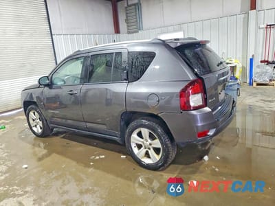 Drugie zdjęcie samochodu z przodu: 2017 JEEP COMPASS LATITUDE VIN:1C4NJDEBXHD173100 - miniatura