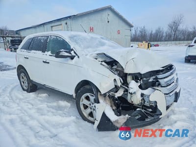 Czwarte zdjęcie samochodu z boku: 2014 FORD EDGE SE VIN:2FMDK4GCXEBB24040 - miniatura