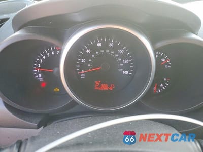 Zdjęcie 9 z 11 samochodu: 2012 KIA SOUL + VIN:KNDJT2A61C7404818 - miniatura