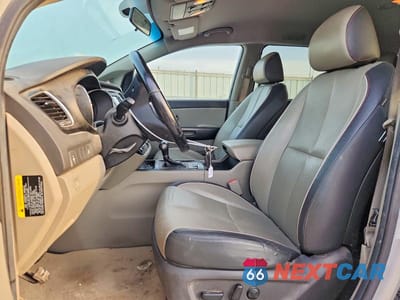 Zdjęcie 7 z 13 samochodu: 2016 KIA SEDONA LX VIN:KNDMB5C18G6212391 - miniatura