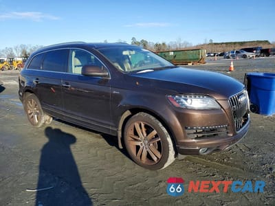 Czwarte zdjęcie samochodu z boku: 2015 AUDI Q7 PREMIUM PLUS VIN:WA1LGBFE8FD015137 - miniatura
