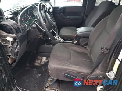 Zdjęcie 7 z 12 samochodu: 2014 JEEP WRANGLER UNLIMITED SPORT VIN:1C4HJWDG6EL309794 - miniatura