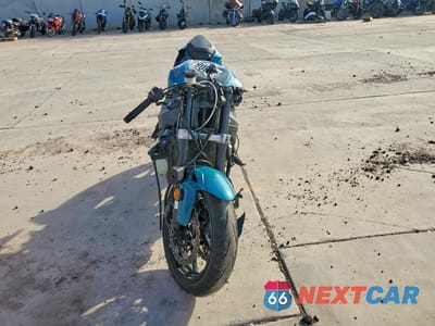 Drugie zdjęcie samochodu z przodu: 2021 KAWASAKI ZX636 K VIN:JKBZXJH14MA009604 - miniatura