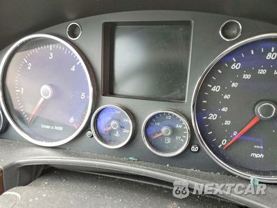 Zdjęcie 9 z 12 samochodu: 2004 VOLKSWAGEN TOUAREG TDI 5.0 VIN:WVGHH77L84D082350 - miniatura