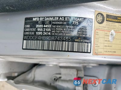 Zdjęcie 13 z 13 samochodu: 2013 MERCEDES-BENZ C 250 VIN:WDDGF4HB9DA743465 - miniatura