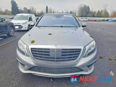 Piąte zdjęcie samochodu w środku: 2015 MERCEDES-BENZ S 550 4MATIC VIN:WDDUG8FB8FA098319 - miniatura