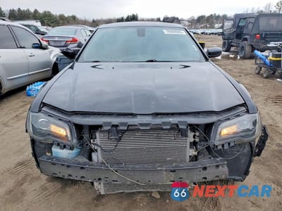 Piąte zdjęcie samochodu w środku: 2016 CHRYSLER 300 S VIN:2C3CCAGG1GH253237 - miniatura
