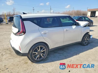 Trzecie zdjęcie samochodu z tyłu: 2024 KIA SOUL EX VIN:KNDJ33AU6R7904437 - miniatura