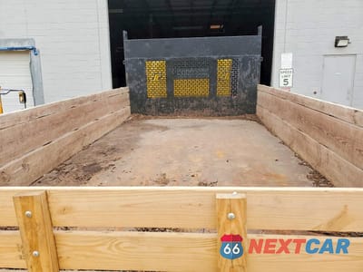 Zdjęcie 10 z 12 samochodu: 2014 ISUZU NRR FLATBED TRUCK VIN:JALE5W169E7302414 - miniatura