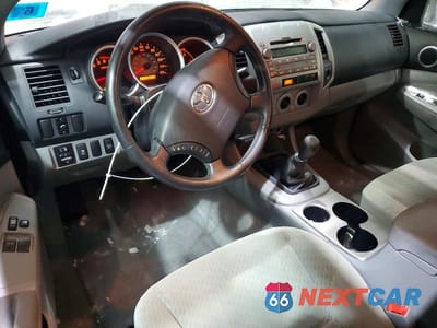 Zdjęcie 8 z 13 samochodu: 2009 TOYOTA TACOMA BASE VIN:5TETX22N29Z669865 - miniatura