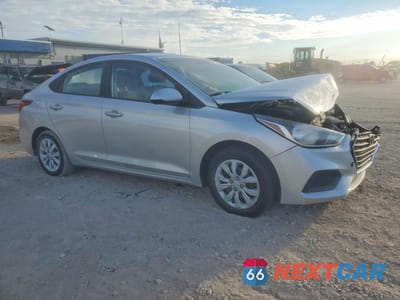 Czwarte zdjęcie samochodu z boku: 2019 HYUNDAI ACCENT SE VIN:3KPC24A36KE057630 - miniatura