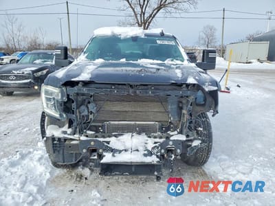 Piąte zdjęcie samochodu w środku: 2021 GMC SIERRA K1500 ELEVATION VIN:3GTU9CET1MG427765 - miniatura