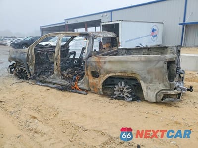Drugie zdjęcie samochodu z przodu: 2025 GMC SIERRA K1500 ELEVATION-L VIN:3GTPUJEK6SG299141 - miniatura