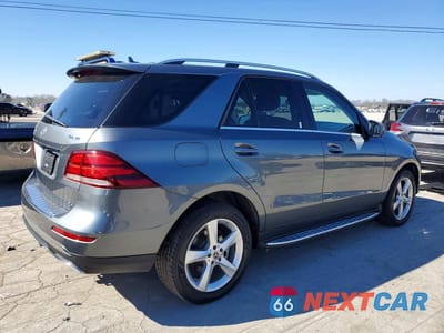 Trzecie zdjęcie samochodu z tyłu: 2017 MERCEDES-BENZ GLE 350 4MATIC VIN:4JGDA5HB1HA953514 - miniatura