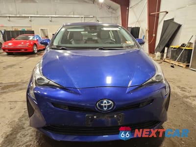 Piąte zdjęcie samochodu w środku: 2018 TOYOTA PRIUS VIN:JTDKBRFU9J3603157 - miniatura