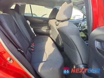 Zdjęcie 11 z 12 samochodu: 2023 TOYOTA COROLLA CROSS LE VIN:7MUBAAAG7PV048101 - miniatura