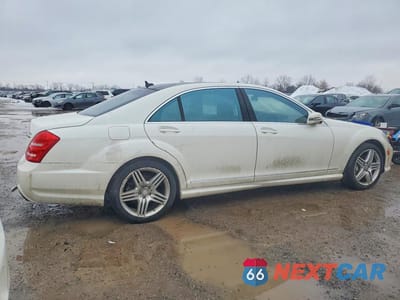Trzecie zdjęcie samochodu z tyłu: 2013 MERCEDES-BENZ S 350 BLUETEC VIN:WDDNG8DB3DA531226 - miniatura