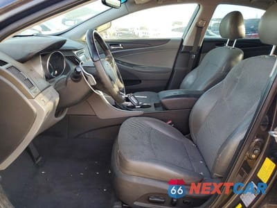 Zdjęcie 7 z 12 samochodu: 2011 HYUNDAI SONATA SE VIN:5NPEC4AC1BH071078 - miniatura