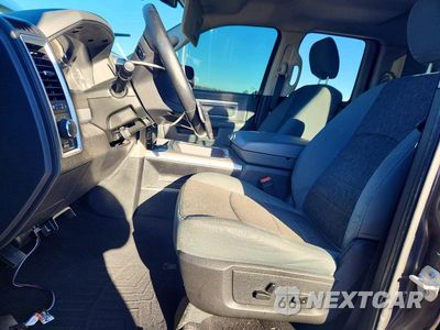 Zdjęcie 7 z 12 samochodu: 2017 RAM 1500 SLT VIN:1C6RR7GT5HS780316 - miniatura