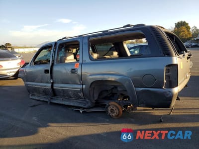 Drugie zdjęcie samochodu z przodu: 2001 CHEVROLET SUBURBAN K2500 VIN:3GNGK26U11G269370 - miniatura