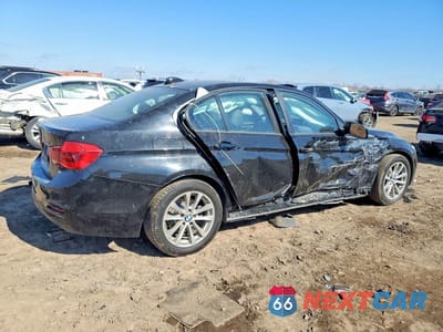 Trzecie zdjęcie samochodu z tyłu: 2018 BMW 320 XI VIN:WBA8A3C52JA505278 - miniatura