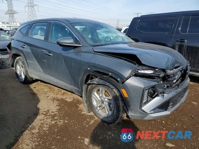 Czwarte zdjęcie samochodu z boku: 2025 HYUNDAI TUCSON SE VIN:5NMJA3DE1SH461459 - miniatura