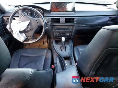 Zdjęcie 8 z 11 samochodu: 2010 BMW 328 XI SULEV VIN:WBAPK5C51AA651420 - miniatura