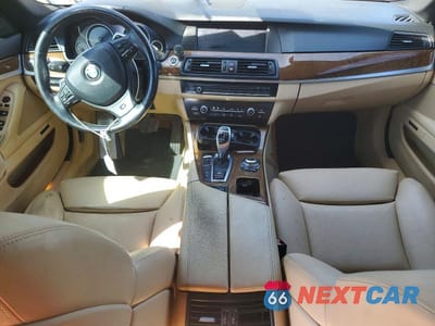 Zdjęcie 8 z 13 samochodu: 2012 BMW 550 I VIN:WBAFR9C57CDV59177 - miniatura