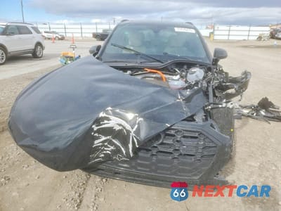 Piąte zdjęcie samochodu w środku: 2025 AUDI Q5 E PREMIUM PLUS 55 VIN:WA1E2AFY1S2044500 - miniatura