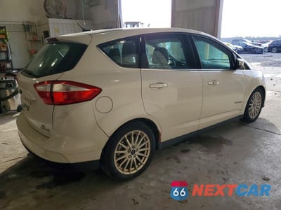 Trzecie zdjęcie samochodu z tyłu: 2016 FORD C-MAX SEL VIN:1FADP5BU4GL104600 - miniatura