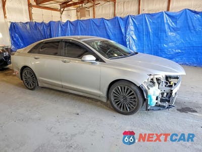 Czwarte zdjęcie samochodu z boku: 2016 LINCOLN MKZ VIN:3LN6L2GK0GR606246 - miniatura