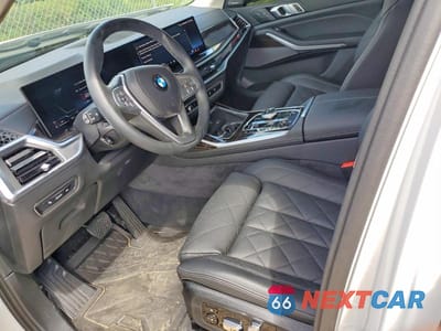 Zdjęcie 7 z 13 samochodu: 2025 BMW X7 XDRIVE40I VIN:5UX23EM08S9X21557 - miniatura