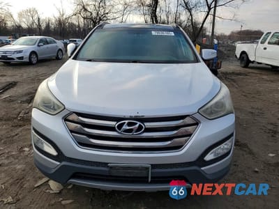 Piąte zdjęcie samochodu w środku: 2014 HYUNDAI SANTA FE SPORT 2.0T VIN:5XYZW3LA2EG135610 - miniatura