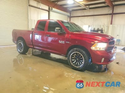 Czwarte zdjęcie samochodu z boku: 2018 RAM 1500 ST VIN:1C6RR7FT5JS172495 - miniatura