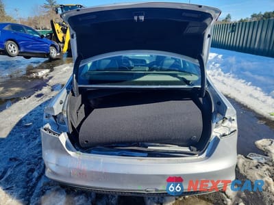 Zdjęcie 6 z 11 samochodu: 2014 AUDI A4 PREMIUM VIN:WAUBFAFL4EN033668 - miniatura