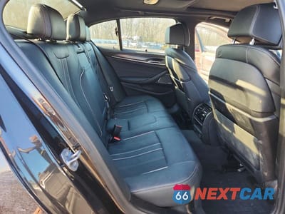 Zdjęcie 10 z 11 samochodu: 2022 BMW M550XI VIN:WBA13BK06NCJ40285 - miniatura