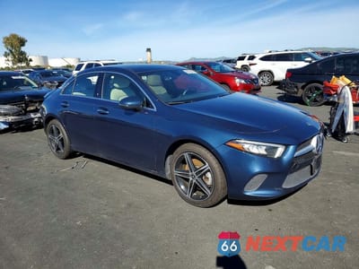 Czwarte zdjęcie samochodu z boku: 2021 MERCEDES-BENZ A220 VIN:W1K3G4FB6MJ297645 - miniatura