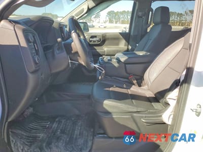 Zdjęcie 7 z 12 samochodu: 2024 CHEVROLET SILVERADO K1500 VIN:3GCPDAEK3RG181882 - miniatura