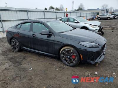 Czwarte zdjęcie samochodu z boku: 2025 BMW 228XI VIN:WBA23GG08S7T74586 - miniatura